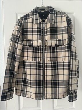 H&M Black and Beige Plaid Zip Shirt Jacket